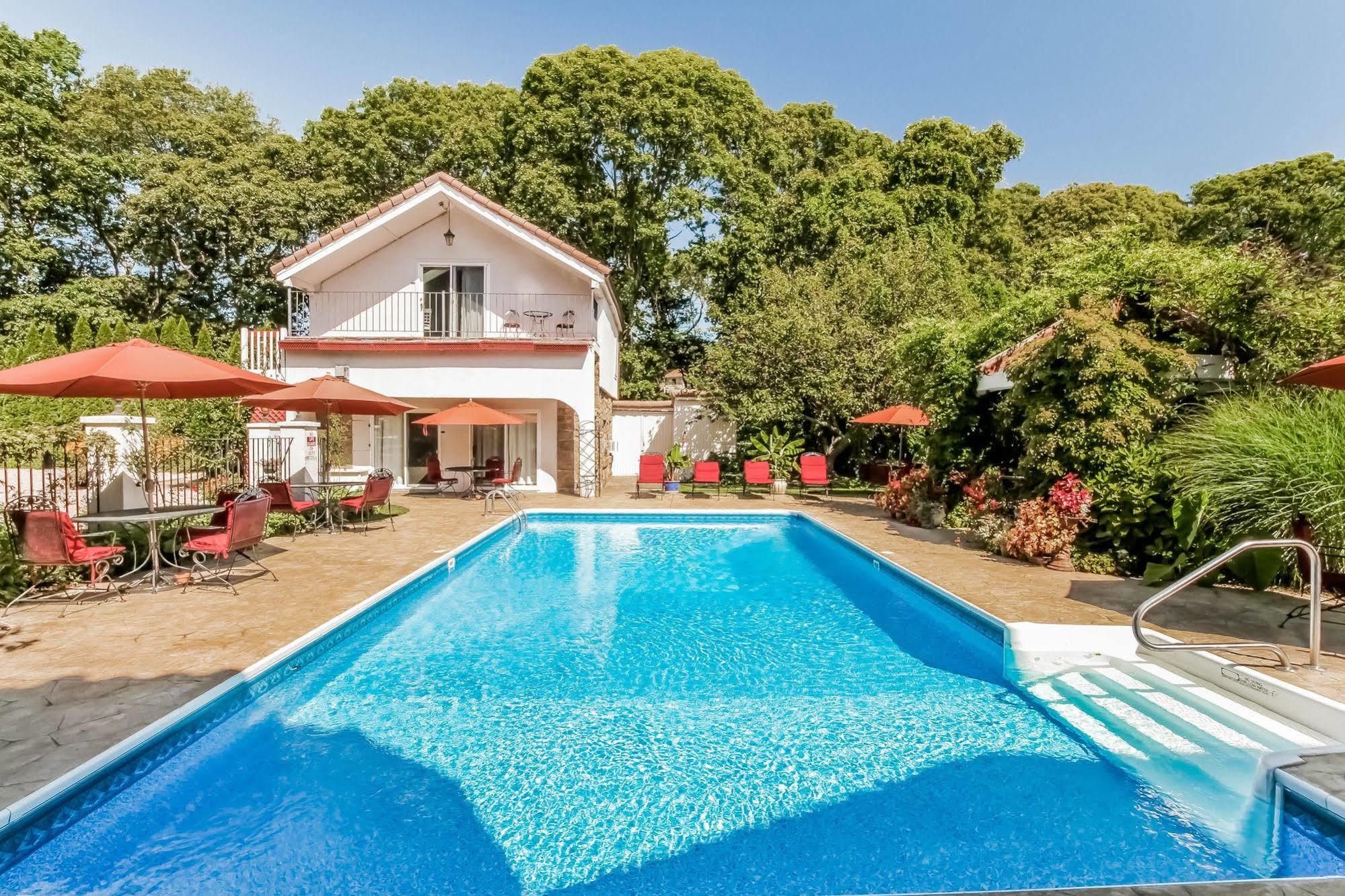 The Bed & Breakfast 4*